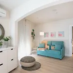 Pirineos Apartment *